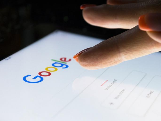 google search customer care number and loses more than rs 8 lakhs | सावधान! गुगलवर सर्च करणं पडलं महागात; खात्यातून गेले 8.24 लाख; तुम्ही करत नाही ना ही चूक? google search customer care number and loses more than rs 8 lakhs | सावधान! गुगलवर सर्च करणं पडलं महागात; खात्यातून गेले 8.24 लाख; तुम्ही करत नाही ना ही चूक?
