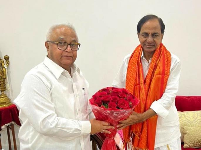NCP MLA Prakash Solanke met Telangana Chief Minister K.Chandrashekhar Rao | राष्ट्रवादीचे आमदार प्रकाश सोळंकेंनी घेतली तेलंगणाच्या मुख्यमंत्र्यांची भेट, चर्चेला उधाण! NCP MLA Prakash Solanke met Telangana Chief Minister K.Chandrashekhar Rao | राष्ट्रवादीचे आमदार प्रकाश सोळंकेंनी घेतली तेलंगणाच्या मुख्यमंत्र्यांची भेट, चर्चेला उधाण!