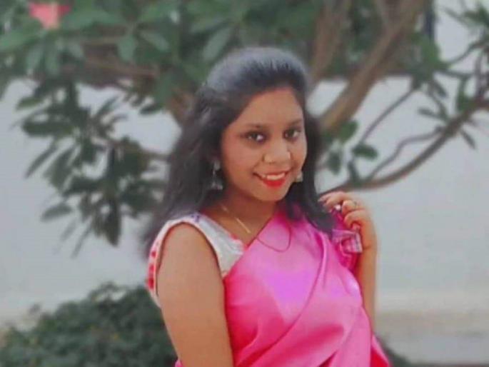 MGM Medical student on two-wheeler crushed by speeding tanker; The father narrowly escaped in Chhatrapati Sambhjinagar | भरधाव टँकरने दुचाकीवरील वैद्यकीय विद्यार्थिनीस चिरडले; वडील थोडक्यात बचावले MGM Medical student on two-wheeler crushed by speeding tanker; The father narrowly escaped in Chhatrapati Sambhjinagar | भरधाव टँकरने दुचाकीवरील वैद्यकीय विद्यार्थिनीस चिरडले; वडील थोडक्यात बचावले