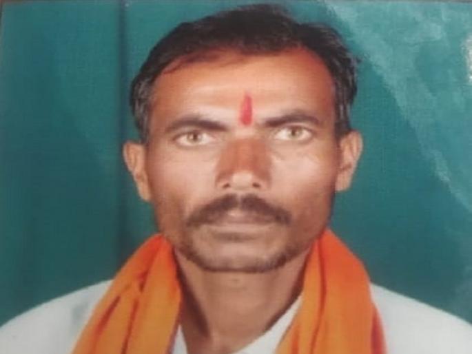 A farmer caught in the rain with a storm was struck by lightning, died on the spot | वादळीवाऱ्यासह पावसात अडकलेल्या शेतकऱ्यावर वीज कोसळली, जागीच मृत्यू A farmer caught in the rain with a storm was struck by lightning, died on the spot | वादळीवाऱ्यासह पावसात अडकलेल्या शेतकऱ्यावर वीज कोसळली, जागीच मृत्यू