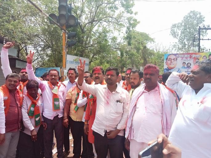 BJP-Sena win again on Dharashiv Bazar Committee; Only one seat for Mahavikas Aghadi | APMC Election Result: धाराशिवमध्ये भाजप-सेनेचाच झेंडा; महाविकास आघाडीला एकच जागा BJP-Sena win again on Dharashiv Bazar Committee; Only one seat for Mahavikas Aghadi | APMC Election Result: धाराशिवमध्ये भाजप-सेनेचाच झेंडा; महाविकास आघाडीला एकच जागा