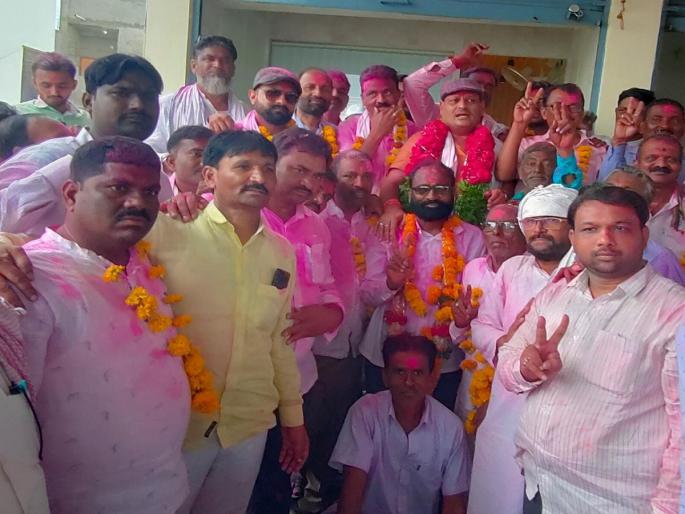 Congress wins on Himayatnagar market committee; A crushing defeat for the NCP- Thackeray group | APMC Election Result: हिमायतनगरमध्ये राष्ट्रवादी-ठाकरे गटाचा पराभव करत काँग्रेस विजयी Congress wins on Himayatnagar market committee; A crushing defeat for the NCP- Thackeray group | APMC Election Result: हिमायतनगरमध्ये राष्ट्रवादी-ठाकरे गटाचा पराभव करत काँग्रेस विजयी