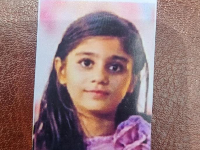 A girl who came to her aunt's place on vacation drowned while swimming in the society's swimming pool | सुट्यात मावशीकडे आलेल्या बालिकेचा सोसायटीच्या स्विमिंग पूलमध्ये पोहताना बुडून अंत A girl who came to her aunt's place on vacation drowned while swimming in the society's swimming pool | सुट्यात मावशीकडे आलेल्या बालिकेचा सोसायटीच्या स्विमिंग पूलमध्ये पोहताना बुडून अंत