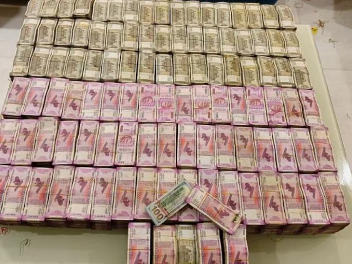 cbi recover 38 crore cash wapcos former cmd rajendra kumar gupta arrested | पैशांचा पाऊस! निवृत्त अधिकाऱ्याच्या घरी CBI चा छापा; सापडला नोटांचा ढीग, 38 कोटी जप्त cbi recover 38 crore cash wapcos former cmd rajendra kumar gupta arrested | पैशांचा पाऊस! निवृत्त अधिकाऱ्याच्या घरी CBI चा छापा; सापडला नोटांचा ढीग, 38 कोटी जप्त