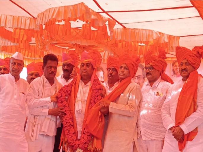Manchkarao Patil as Chairman of Ahmedpur Bazaar Committee | अहमदपूर बाजार समितीच्या सभापतीपदी मंचकराव पाटील Manchkarao Patil as Chairman of Ahmedpur Bazaar Committee | अहमदपूर बाजार समितीच्या सभापतीपदी मंचकराव पाटील