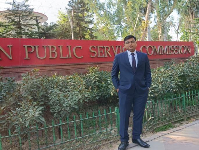 Bus driver's son tops 'UPSC'; Shashikant Narvade secured 493rd rank | बस चालकाच्या मुलाने सर केलं ‘UPSC’ चे शिखर; शशिकांत नरवडेने मिळवली ४९३ वी रँक