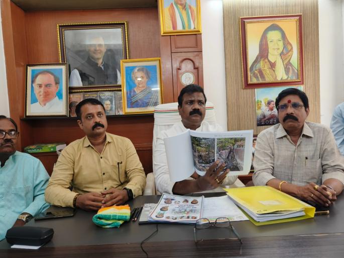 16 percent allocation in road work in Thane, serious allegation of Congress; Demand for inquiry into works | ठाण्यात रस्त्यांच्या कामात १६ टक्के वाटप, कॉंग्रेसचा गंभीर आरोप; कामांची चौकशी करण्याची मागणी 16 percent allocation in road work in Thane, serious allegation of Congress; Demand for inquiry into works | ठाण्यात रस्त्यांच्या कामात १६ टक्के वाटप, कॉंग्रेसचा गंभीर आरोप; कामांची चौकशी करण्याची मागणी