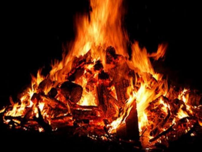 brother shocked by sister death jumped into burning pyre said goodbye to duniya after 30 hours | अतूट नातं! बहिणीच्या मृत्यूने भावाला धक्का, जळत्या चितेत मारली उडी; 30 तासांत घेतला जगाचा निरोप brother shocked by sister death jumped into burning pyre said goodbye to duniya after 30 hours | अतूट नातं! बहिणीच्या मृत्यूने भावाला धक्का, जळत्या चितेत मारली उडी; 30 तासांत घेतला जगाचा निरोप