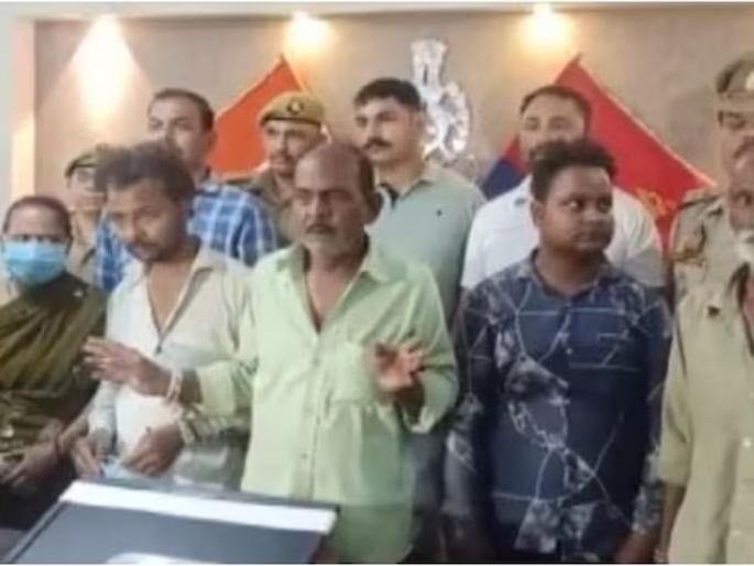 kanpur gang of robbery whole family involve parents and sons arrested | धक्कादायक! संपूर्ण कुटुंबच निघालं चोर; आई-वडिलांची दिवसा रेकी, मुलं करतात रात्री चोरी अन्... kanpur gang of robbery whole family involve parents and sons arrested | धक्कादायक! संपूर्ण कुटुंबच निघालं चोर; आई-वडिलांची दिवसा रेकी, मुलं करतात रात्री चोरी अन्...