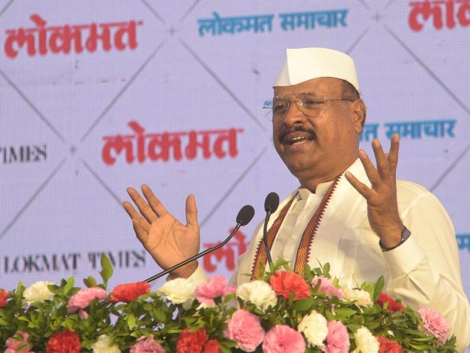 Law to make 10 years imprisonment for sellers of bogus seeds, fertilizers - Abdul Sattar | बोगस बियाणे, खतांची विक्री करणाऱ्यांना १० वर्षांच्या शिक्षेचा कायदा करणार - अब्दुल सत्तार 