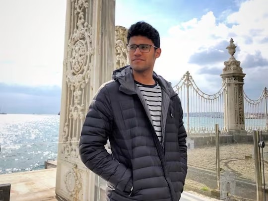 success story of college dropout Kaivalya Vohra who founder zepto and youngest billionaire of india | भारीच! कॉलेजमधून डॉपआऊट, वर्षभरात उभी केली 7300 कोटींची कंपनी: 19 व्या वर्षी झाला अब्जाधीश success story of college dropout Kaivalya Vohra who founder zepto and youngest billionaire of india | भारीच! कॉलेजमधून डॉपआऊट, वर्षभरात उभी केली 7300 कोटींची कंपनी: 19 व्या वर्षी झाला अब्जाधीश