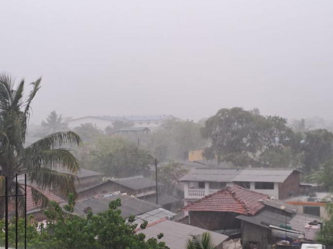 rain in Raigad district since morning, traffic slow from Ambenli Ghat | रायगड जिल्ह्यात पहाटेपासून धो-धो पाऊस, आंबेनळी घाटातून संथ गतीने वाहतूक सुरू rain in Raigad district since morning, traffic slow from Ambenli Ghat | रायगड जिल्ह्यात पहाटेपासून धो-धो पाऊस, आंबेनळी घाटातून संथ गतीने वाहतूक सुरू