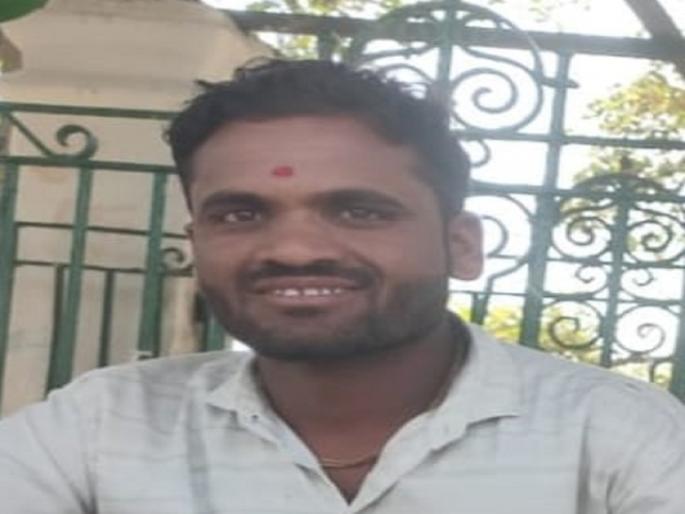 The tractor blew up the bike; Critically injured youth died during treatment | १० दिवसांची झुंज अपयशी; ट्रॅक्टर-दुचाकी धडकेतील जखमी तरुणाचा उपचारादरम्यान मृत्यू The tractor blew up the bike; Critically injured youth died during treatment | १० दिवसांची झुंज अपयशी; ट्रॅक्टर-दुचाकी धडकेतील जखमी तरुणाचा उपचारादरम्यान मृत्यू