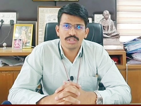 Nikhil More became Additional Commissioner of Solapur Municipality | सासवडचे मुख्याध्याधिकारी निखिल मोरे बनले सोलापूर महापालिकेचे अतिरिक्त आयुक्त Nikhil More became Additional Commissioner of Solapur Municipality | सासवडचे मुख्याध्याधिकारी निखिल मोरे बनले सोलापूर महापालिकेचे अतिरिक्त आयुक्त