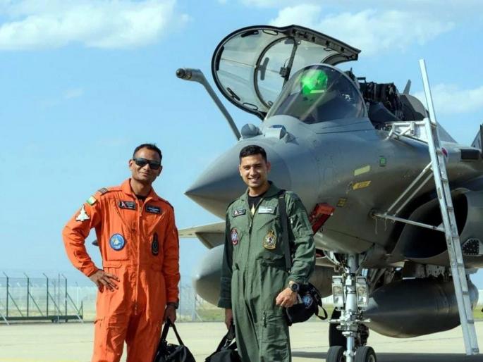 Parbhani's Bhoomiputra in France's Bastille Day Parade; Participating in Raphael's Spectacular Drill | फ्रान्सच्या बॅस्टील डे परेडमध्ये परभणीचा भूमिपुत्र; राफेलच्या नेत्रदीपक कवायतीत सहभाग Parbhani's Bhoomiputra in France's Bastille Day Parade; Participating in Raphael's Spectacular Drill | फ्रान्सच्या बॅस्टील डे परेडमध्ये परभणीचा भूमिपुत्र; राफेलच्या नेत्रदीपक कवायतीत सहभाग