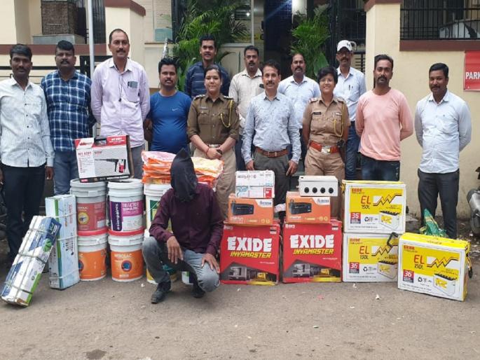 Hello, PSI is speaking! On this one sentence, the unemployed cheated the businessmen out of lakhs of rupees | हॅलो, पीएसआय बोलताेय ! या एका वाक्यावर बेरोजगाराने व्यावसायिकांना लाखो रुपयांना गंडवले Hello, PSI is speaking! On this one sentence, the unemployed cheated the businessmen out of lakhs of rupees | हॅलो, पीएसआय बोलताेय ! या एका वाक्यावर बेरोजगाराने व्यावसायिकांना लाखो रुपयांना गंडवले