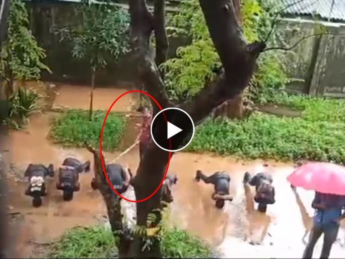 Video - NCC students beaten up in Joshi Bedekar College, Thane | Video - ठाण्याच्या जोशी बेडेकर महाविद्यालयात एनसीसीच्या विद्यार्थ्यांना मारहाण Video - NCC students beaten up in Joshi Bedekar College, Thane | Video - ठाण्याच्या जोशी बेडेकर महाविद्यालयात एनसीसीच्या विद्यार्थ्यांना मारहाण