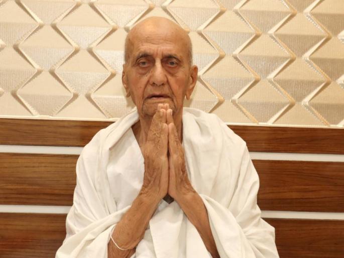 Sallekhna Samadhi of Munishri 108 Alhadsagarji Maharaj of Baramati | बारामतीतील मुनिश्री 108 आल्हादसागरजी महाराजांची सल्लेखना समाधी Sallekhna Samadhi of Munishri 108 Alhadsagarji Maharaj of Baramati | बारामतीतील मुनिश्री 108 आल्हादसागरजी महाराजांची सल्लेखना समाधी