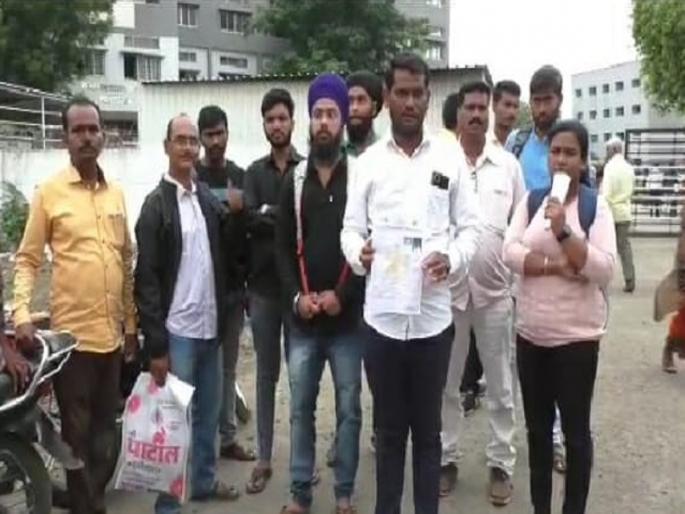 Reached the center from hundreds of kilometers for the Talathi exam; But in time denied entry | Talathi Exam: शेकडो किमीवरून येत गाठले केंद्र; पण ऐनवेळी उडाला गोंधळ, प्रवेश नाकारला Reached the center from hundreds of kilometers for the Talathi exam; But in time denied entry | Talathi Exam: शेकडो किमीवरून येत गाठले केंद्र; पण ऐनवेळी उडाला गोंधळ, प्रवेश नाकारला