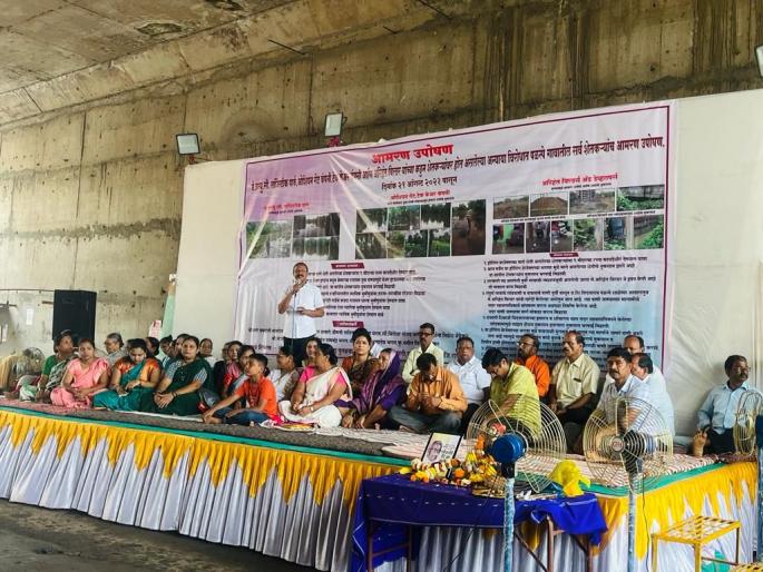 Ware House Effluent Threat to Agriculture; Fasting of Palaspe villagers | वेअर हाऊसच्या सांडपाण्याचा शेतीला धोका; पळस्पे ग्रामस्थांचे उपोषण   Ware House Effluent Threat to Agriculture; Fasting of Palaspe villagers | वेअर हाऊसच्या सांडपाण्याचा शेतीला धोका; पळस्पे ग्रामस्थांचे उपोषण