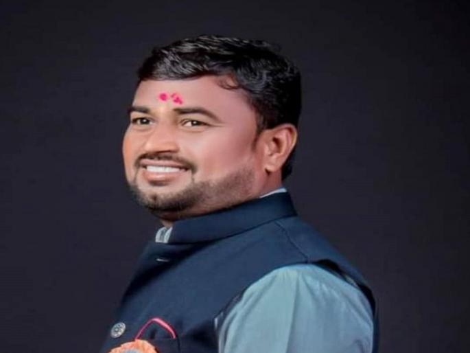 A teacher ended his life by putting suicide note status on WhatsApp | व्हाॅट्सअपला सुसाईड नोटचे स्टेटस ठेवून शिक्षकाने संपविले जीवन A teacher ended his life by putting suicide note status on WhatsApp | व्हाॅट्सअपला सुसाईड नोटचे स्टेटस ठेवून शिक्षकाने संपविले जीवन