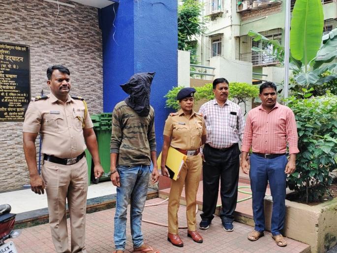 Sexual assault on young woman by two, one arrested; Shocking incident in Dombivli | तरुणीवर दोघांचा लैंगिक अत्याचार एकाला अटक; डोंबिवलीतील धक्कादायक घटना Sexual assault on young woman by two, one arrested; Shocking incident in Dombivli | तरुणीवर दोघांचा लैंगिक अत्याचार एकाला अटक; डोंबिवलीतील धक्कादायक घटना