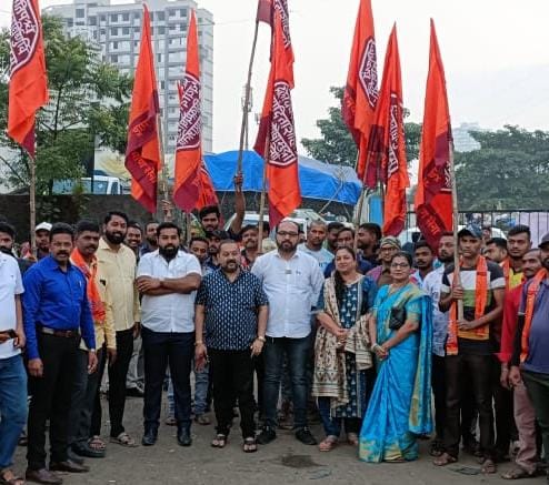 KDMC solid waste department contract workers strike | केडीएमसीच्या घनकचरा विभागातील कंत्राटी कामगारांचे काम बंद आंदोलन