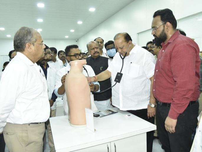 Vacancies in Sangli, Miraj Civil will be filled in two months - Hasan Mushrif | सांगली, मिरज सिव्हिलमधील रिक्त जागा दोन महिन्यात भरणार - हसन मुश्रीफ Vacancies in Sangli, Miraj Civil will be filled in two months - Hasan Mushrif | सांगली, मिरज सिव्हिलमधील रिक्त जागा दोन महिन्यात भरणार - हसन मुश्रीफ