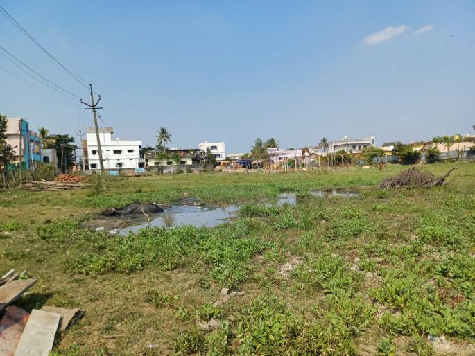 The body of the youth was found in Alapalli | डाेक्यावर जखमा; पाय माेडलेला; आलापल्लीत आढळला युवकाचा मृतदेह The body of the youth was found in Alapalli | डाेक्यावर जखमा; पाय माेडलेला; आलापल्लीत आढळला युवकाचा मृतदेह