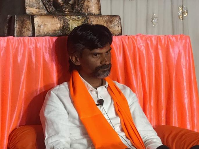 We have not made a demand with the Centre, we all fight here and get reservation; Appeal of Manoj Jarang | आम्ही मागणी केंद्राशी केली नाही, इथेच सगळे लढून आरक्षण घेऊ; मनोज जरांगेंचे आवाहन We have not made a demand with the Centre, we all fight here and get reservation; Appeal of Manoj Jarang | आम्ही मागणी केंद्राशी केली नाही, इथेच सगळे लढून आरक्षण घेऊ; मनोज जरांगेंचे आवाहन