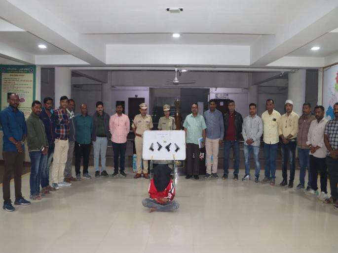Terror in three states, inter-state criminals arrested with four pistols, cartridges | तीन राज्यात दहशत, आंतरराज्यीय गुन्हेगार चार पिस्तूल, काडतूसांसह अटकेत Terror in three states, inter-state criminals arrested with four pistols, cartridges | तीन राज्यात दहशत, आंतरराज्यीय गुन्हेगार चार पिस्तूल, काडतूसांसह अटकेत