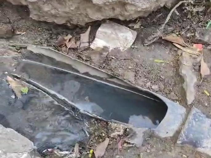 Impure water supply in New Qazi Mohalla area of Latur; The municipality did not find the reasons | लातूरच्या न्यू काझी मोहल्ला परिसरात अशुद्ध पाणीपुरवठा; कारणांचा मनपाला शोध लागेना Impure water supply in New Qazi Mohalla area of Latur; The municipality did not find the reasons | लातूरच्या न्यू काझी मोहल्ला परिसरात अशुद्ध पाणीपुरवठा; कारणांचा मनपाला शोध लागेना