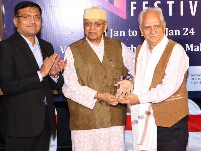Happy to have a new movie in 'Third Eye' - Ramesh Sippy | 'थर्ड आय'मध्ये नवीन सिनेमे असल्याचा आनंद - रमेश सिप्पी Happy to have a new movie in 'Third Eye' - Ramesh Sippy | 'थर्ड आय'मध्ये नवीन सिनेमे असल्याचा आनंद - रमेश सिप्पी