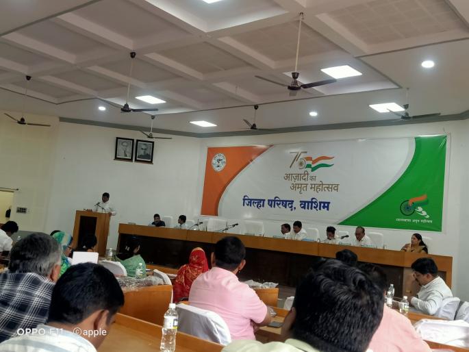 'ZP' did it; 2.60 crore for 'Panand' roads in washim | ‘झेडपी’ने करून दाखविले; ‘पाणंद’ रस्त्यांसाठी २.६० कोटी 'ZP' did it; 2.60 crore for 'Panand' roads in washim | ‘झेडपी’ने करून दाखविले; ‘पाणंद’ रस्त्यांसाठी २.६० कोटी