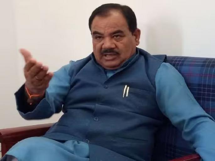 uttarakhand delhi ed raid harak singh rawat premises money laundering case | काँग्रेस नेत्याच्या घरावर ईडीची मोठी कारवाई; कोण आहेत हरक सिंह रावत? uttarakhand delhi ed raid harak singh rawat premises money laundering case | काँग्रेस नेत्याच्या घरावर ईडीची मोठी कारवाई; कोण आहेत हरक सिंह रावत?