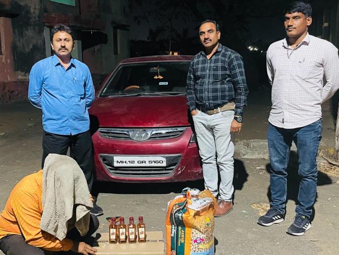After chasing for 20 km, foreign liquor was caught along with the car | २० किलाेमीटर पाठलाग करून कारसह विदेशी दारू पकडली
