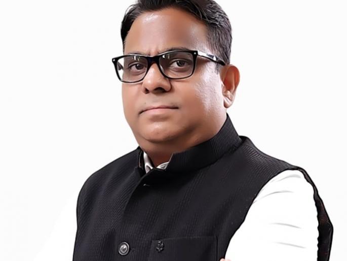 Textile purchase tender process of Ganvesh Yojana benefits the trader in Gujarat | गणवेश योजनेच्या कापड खरेदी निविदा प्रक्रियेचा फायदा गुजरातमधील व्यापाऱ्याला Textile purchase tender process of Ganvesh Yojana benefits the trader in Gujarat | गणवेश योजनेच्या कापड खरेदी निविदा प्रक्रियेचा फायदा गुजरातमधील व्यापाऱ्याला