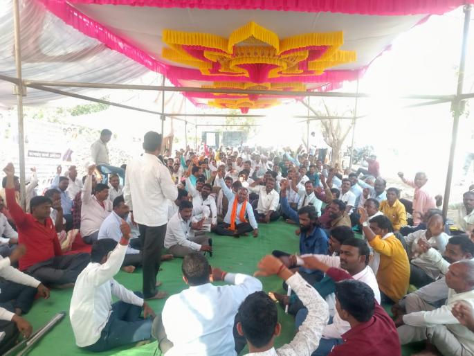 One and a half thousand Gram Panchayat employees strike, pending demands | दीड हजार ग्रामपंचायत कर्मचाऱ्यांचे काम बंद आंदोलन, प्रलंबित मागण्या