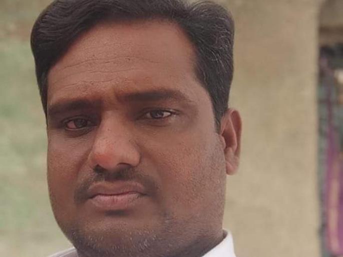 Firing on trial on the grounds of filing a case a year and a half ago, case filed against two | दीड वर्षापूर्वी गुन्हा दाखल केल्याच्या कारणावरून मुकादमावर गोळीबार, दोघांवर गुन्हा दाखल Firing on trial on the grounds of filing a case a year and a half ago, case filed against two | दीड वर्षापूर्वी गुन्हा दाखल केल्याच्या कारणावरून मुकादमावर गोळीबार, दोघांवर गुन्हा दाखल