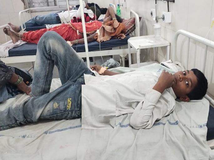 Be careful while eating bhagar! In Parbhani district, 80 people were poisoned by Bhagar | भगर खाताना काळजी घ्या! परभणी जिल्ह्यात भगरीतून ८० जणांना विषबाधा Be careful while eating bhagar! In Parbhani district, 80 people were poisoned by Bhagar | भगर खाताना काळजी घ्या! परभणी जिल्ह्यात भगरीतून ८० जणांना विषबाधा