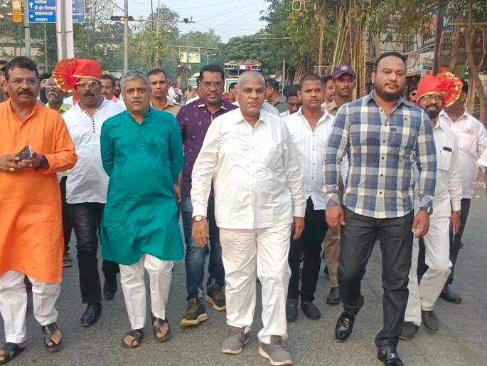 Show of strength by both factions of Shiv Sena on the occasion of Shiv Jayanti in Kalyan | कल्याणमध्ये शिवजयंतीनिमित्त शिवसेनेच्या दोन्ही गटाकडून शक्तीप्रदर्शन Show of strength by both factions of Shiv Sena on the occasion of Shiv Jayanti in Kalyan | कल्याणमध्ये शिवजयंतीनिमित्त शिवसेनेच्या दोन्ही गटाकडून शक्तीप्रदर्शन