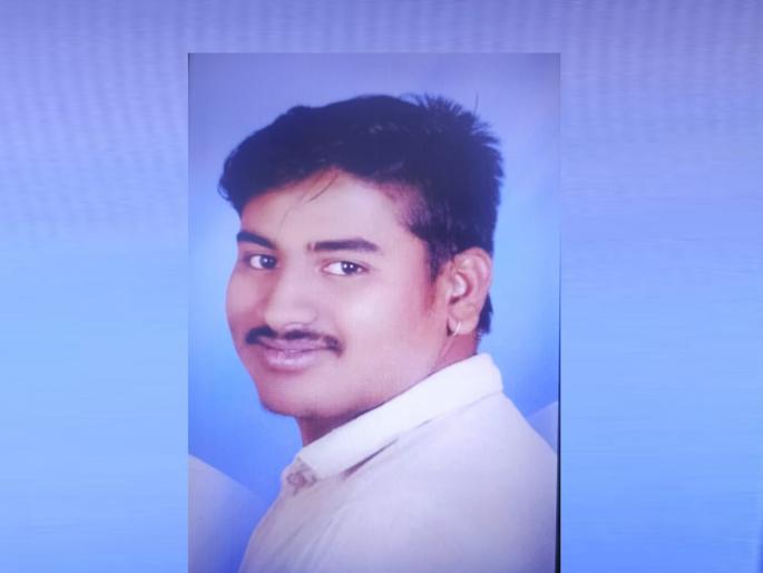 Youth collapses with chest injury while dancing in procession, dies during treatment | मिरवणुकीत नाचताना तरुण छातीत दुखावल्याने कोसळला, उपचारादरम्यान मृत्यू Youth collapses with chest injury while dancing in procession, dies during treatment | मिरवणुकीत नाचताना तरुण छातीत दुखावल्याने कोसळला, उपचारादरम्यान मृत्यू