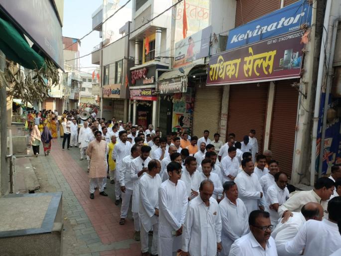 Mahavir Janm Kalyanak Mahotsav in excitement | महावीर जन्म कल्याणक महोत्सव उत्साहात Mahavir Janm Kalyanak Mahotsav in excitement | महावीर जन्म कल्याणक महोत्सव उत्साहात