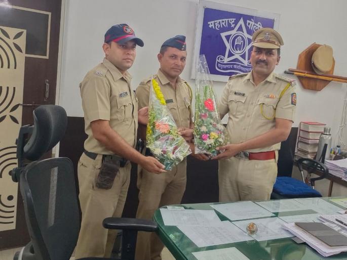 Shopkeeper jumps into the pool due to indebtedness, bit marshals saved him | कर्जबाजारीपणामुळे दुकानदाराने तलावात घेतली उडी, बिट मार्शल्स ठरले देवदूत Shopkeeper jumps into the pool due to indebtedness, bit marshals saved him | कर्जबाजारीपणामुळे दुकानदाराने तलावात घेतली उडी, बिट मार्शल्स ठरले देवदूत