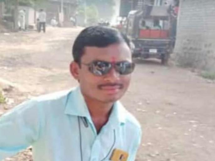 Another one ended his life in Hingoli for Maratha reservation | मराठा आरक्षणासाठी हिंगोलीत आणखी एकाने संपवले जीवन Another one ended his life in Hingoli for Maratha reservation | मराठा आरक्षणासाठी हिंगोलीत आणखी एकाने संपवले जीवन