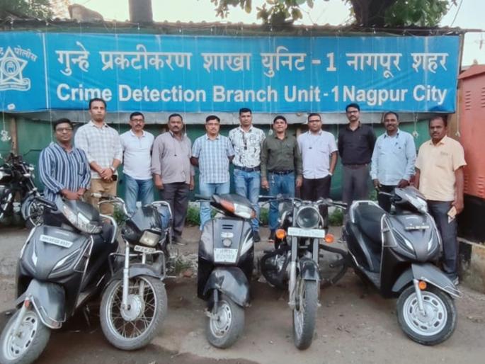 Vehicle thieves used to theft in Maharashtra, Madhya Pradesh arrested | महाराष्ट्र, मध्यप्रदेशात वाहनचोरी करणाऱ्या टोळीला अटक Vehicle thieves used to theft in Maharashtra, Madhya Pradesh arrested | महाराष्ट्र, मध्यप्रदेशात वाहनचोरी करणाऱ्या टोळीला अटक