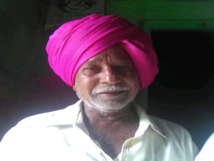 An old man died after a stone fell on his head during the storm | वादळाच्या तडाख्यात पत्र्यावरील दगड डोक्यात पडल्याने वृद्धाचा मृत्यू An old man died after a stone fell on his head during the storm | वादळाच्या तडाख्यात पत्र्यावरील दगड डोक्यात पडल्याने वृद्धाचा मृत्यू