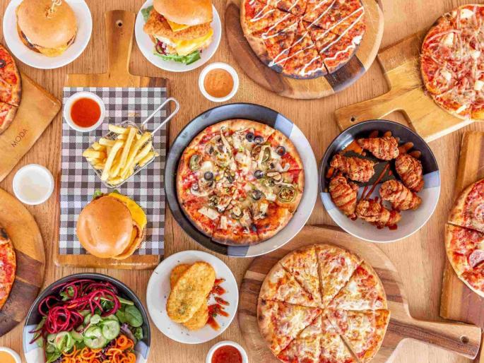 weight loss hacks fatty foods like chocolate biscuits cakes exercise changes way that saturated fat metabolized | समोसा, पिझ्झा, बर्गर खाल्लं तरी वजन वाढणार नाही; फक्त करा 'हे' काम, रिसर्चमध्ये खुलासा weight loss hacks fatty foods like chocolate biscuits cakes exercise changes way that saturated fat metabolized | समोसा, पिझ्झा, बर्गर खाल्लं तरी वजन वाढणार नाही; फक्त करा 'हे' काम, रिसर्चमध्ये खुलासा