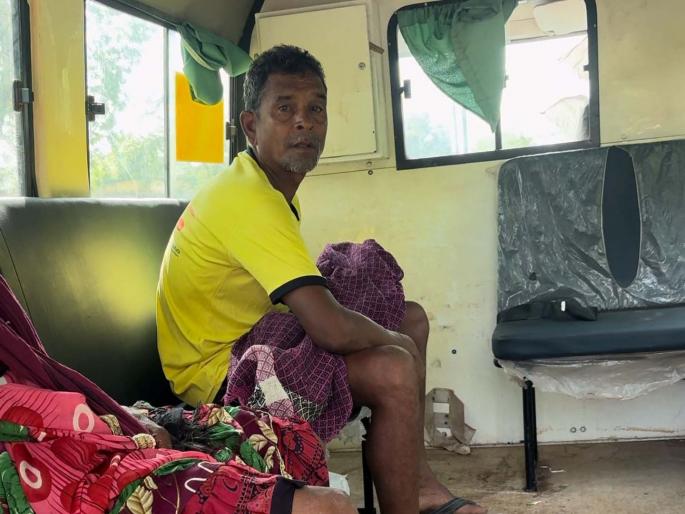 A 4-year-old boy died in hospital due to lack of ambulance, but failed | रुग्णवाहिका न मिळाल्याने बसमधून दवाखान्यात, पण प्रयत्न असफल, ४ वर्षीय चिमुकल्याचा मृत्यू A 4-year-old boy died in hospital due to lack of ambulance, but failed | रुग्णवाहिका न मिळाल्याने बसमधून दवाखान्यात, पण प्रयत्न असफल, ४ वर्षीय चिमुकल्याचा मृत्यू