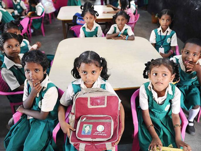 Will students be seen in new uniforms on August 15? | १५ ऑगस्टला विद्यार्थी नवीन गणवेशात दिसतील का? Will students be seen in new uniforms on August 15? | १५ ऑगस्टला विद्यार्थी नवीन गणवेशात दिसतील का?